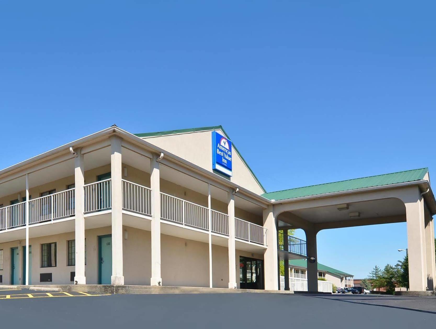 נאשוויל Rodeway Inn מראה חיצוני תמונה
